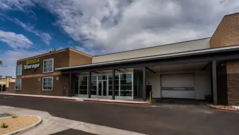 Towne Storage Southern drive up access, drive thru access option