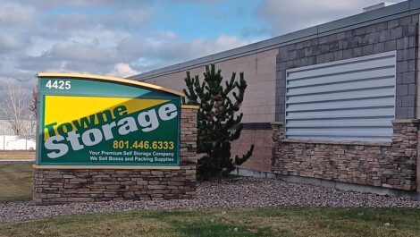 Street sign at the Towne Storage Riverton Storage Facility