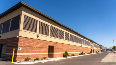 Exterior of storage Towne Storage-Clinton