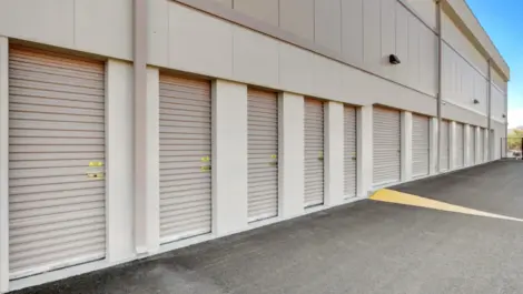 Exterior view of outdoor storage Towne Storage Cactus