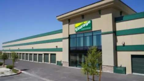 Front store entrance to Towne Storage Deer Springs, drive up access